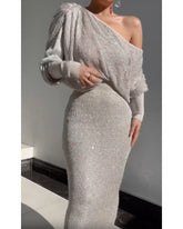 Diagonal shoulder knitted suit woman