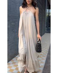 Feature-length dress with empty halter