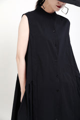 Solid Color Round Neck Pleated Slim Sleeveless Dress