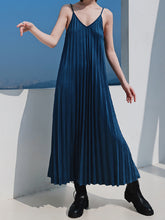 Women Retro Loose V-Neck Slim Suspender Dress