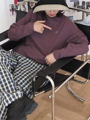 Loose Embroidered Long Sleeve Round-Neck T-Shirt