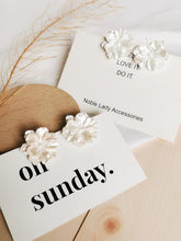 Noble Petal Split-joint Earrings