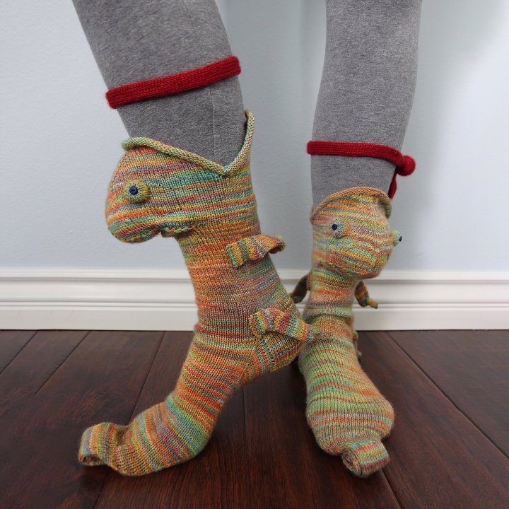Creative Cute Chameleon Knit Socks