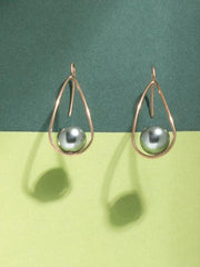 New Succinct Asymmetric Pearl Eardrop
