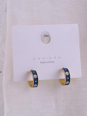 Vintage Elegance Daisy Printed Earrings