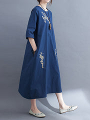 Women Retro Embroidered Solid Color Pullover Dress