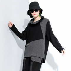Women Contrast Color Irregular Pullover Sweater