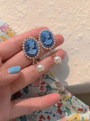 Retro Personality Blue Portrait Pearl Sweet Earrings