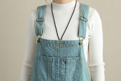 Frayed Solid Color Strappy Jeans