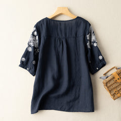 Embroidered Loose Round Neck Short Sleeve T-Shirt Top