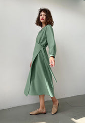 Retro Solid Color Wrapped Midi Dress