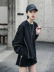 Black Loose Line Splicing Round Neck Sweatshirt