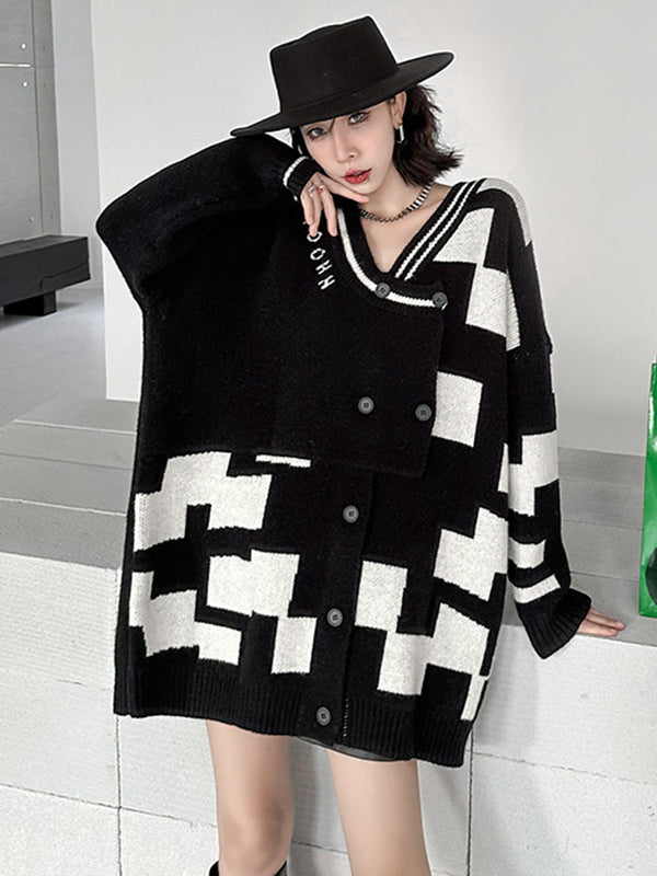 Fashion Roomy Long Sleeves Button Decorated Checkered V-Neck Sweater Dresses