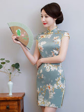 Stand Collar Slant Opening Short Cheongsam
