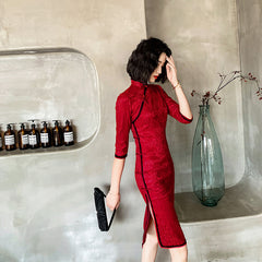 Slouchy Vintage Lace Red Low-Cut Cheongsam Midi Dress