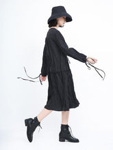 Loose Solid Pleated Lace Up Dress