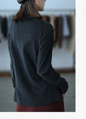 Long Sleeves High Neck Embroideried T-Shirt