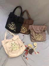 Artistic Retro Embroidered Lace Handbag