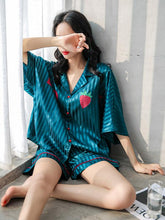 Two-Pieces Comfortable Ice Silk Loose Strawberry Print Pyjamas Suit