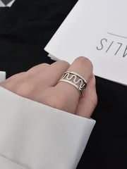 Chic Wave Ring