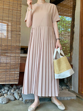 Loose Slim Short Sleeve Pleated Dress