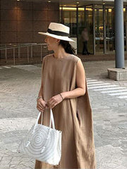 Round Neck Large Pleated Pockets On The Side Sleeveless Maxi Dress