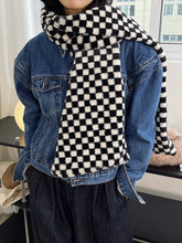 Retro Versatile Checkerboard Scarf