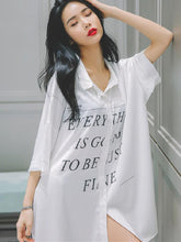 Lettered Printed Loose V-Neck Shirt