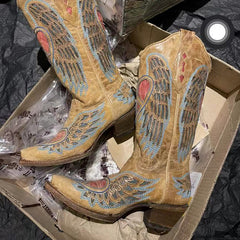 Retro Hand-Carved Women Boots