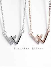 Simple Letter Split-joint Necklace