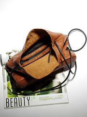 Retro Ruffled Single-shoulder Bag