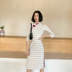Slouchy High-Cut Seven-Part Sleeve Checkered Slit Cheongsam Midi Dress