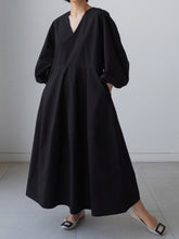 Simple And Loose Casual V-Neck Dress