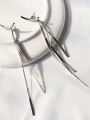 Simple Snake Bone Tasseled Earrings