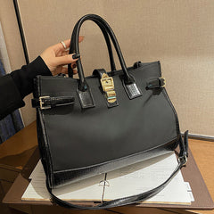 Retro Large Capacity Messenger Handbag Dual-Use