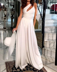 One-shoulder cutout solid color jumpsuit