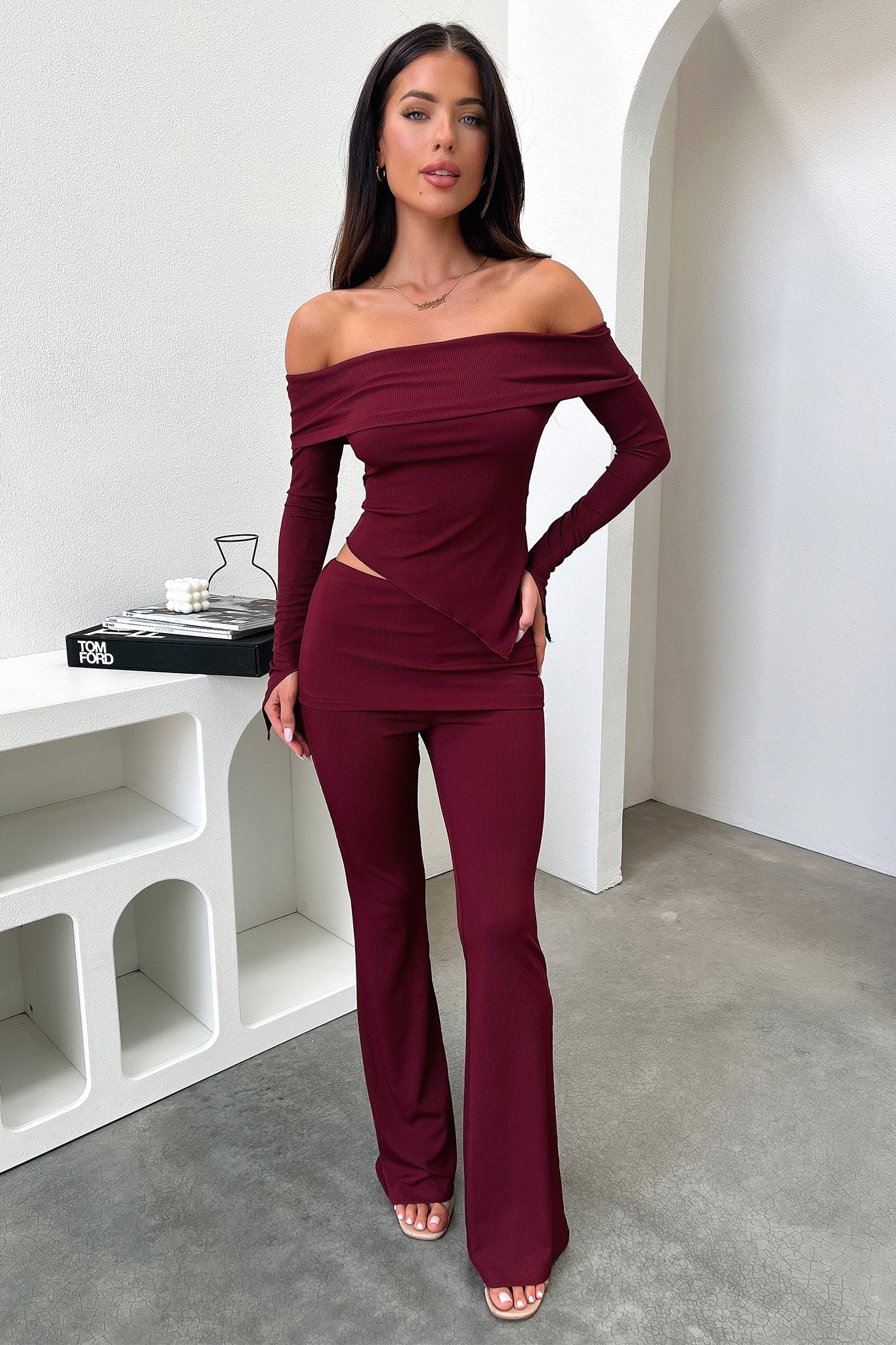 Fashionable one shoulder long sleeve two piece set