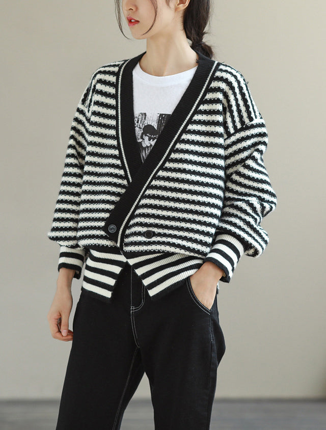 Loose Casual V-Neck Stitching Striped Sweater Coat