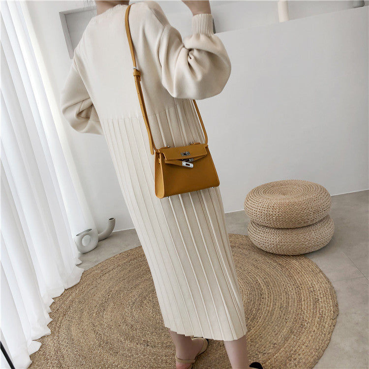 Casual Solid Color Round-Neck Knitted Midi Dress