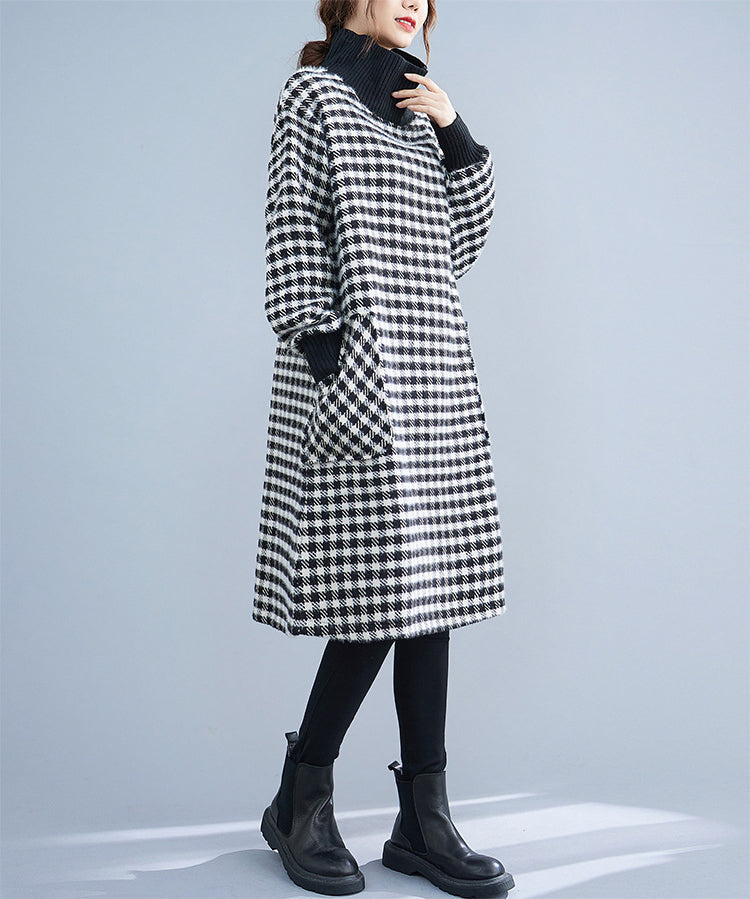 Large Size Loose Mid-Length Plaid Turtleneck Dress