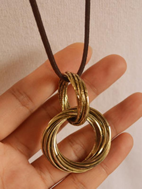 Retro Multilayer Circle Necklace