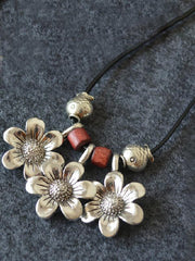 Simple Silver Daisy Pendant Long Necklace