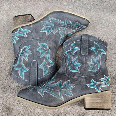 Retro Pointed Embroidered Short Boots