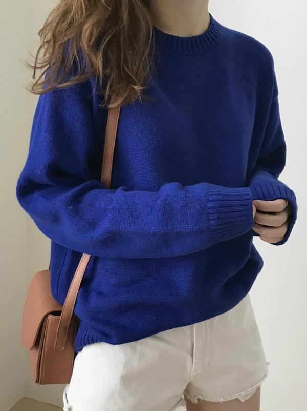 Loose Kniting Blue Sweater