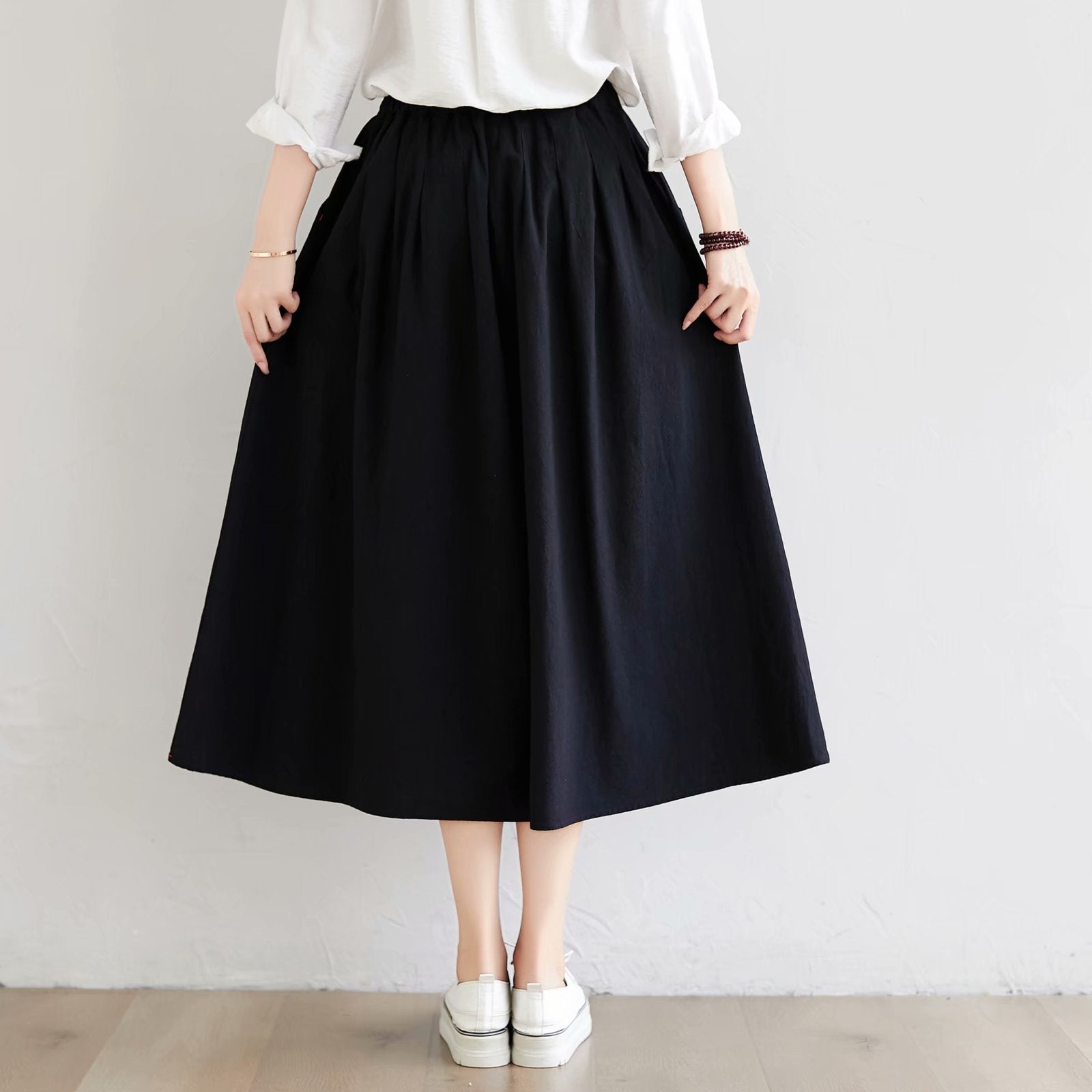 Women Retro Solid Color Loose Casual Skirt