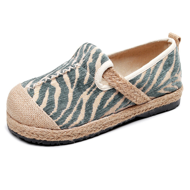 Embroidered Ethnic Style Small Fresh Casual Shoes