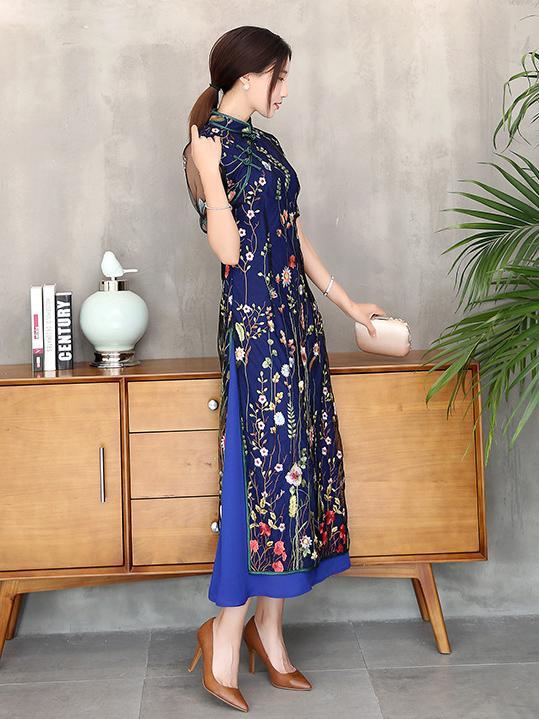 Navy-blue Lace Embroidered Long Cheongsam Ao Dai Dress