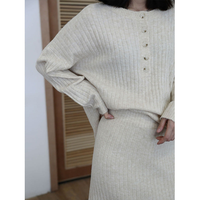 Round Neck Simple Casual Knitted Sweater