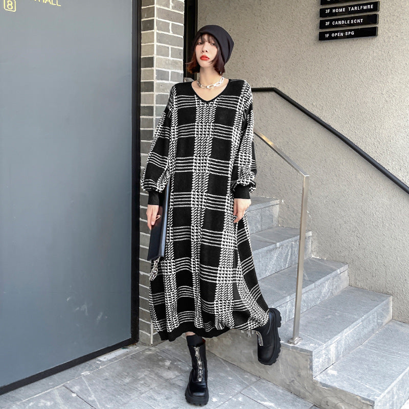 Long Sleeve Loose Mid-Length Knitted Plaid Sweater Dress