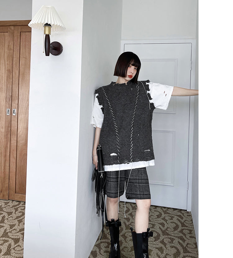 Loose Knit Sleeveless Round Neck Sweater Vest